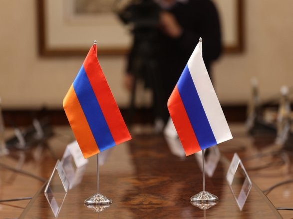 Россия продолжает вооружать Армению