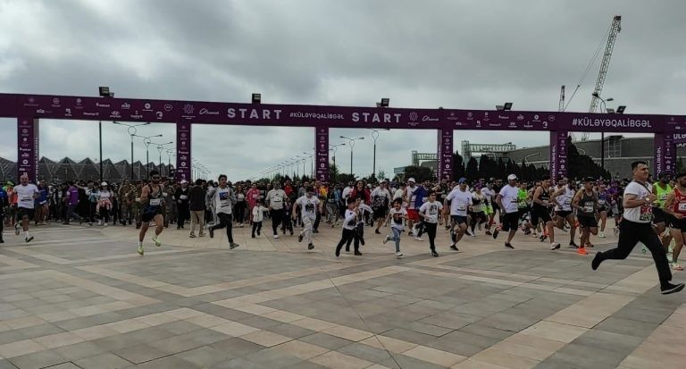 В Баку стартовал традиционный марафон