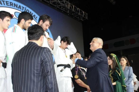  Judo Club 2012 показал блестящий результат на кубке легендарного разведчика Рагуфа Оруджева (ФОТО) 