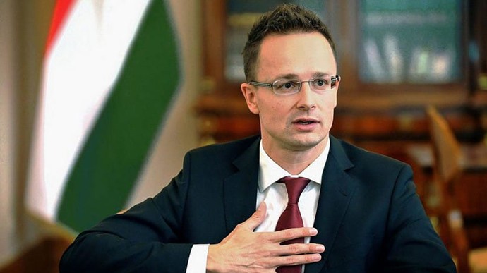 Венгрия спасает российскую нефть