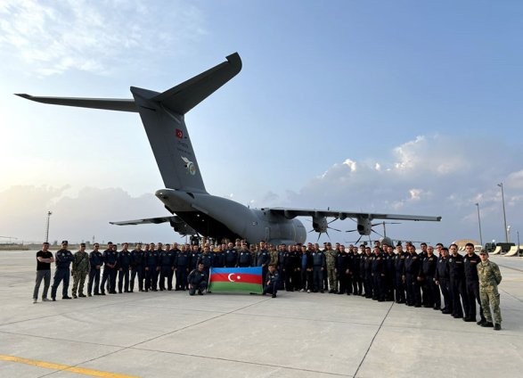 Азербайджанские военные в Турции