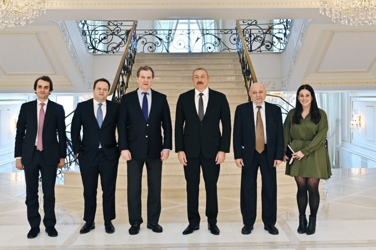 Ильхам Алиев принял директора Американского еврейского комитета 