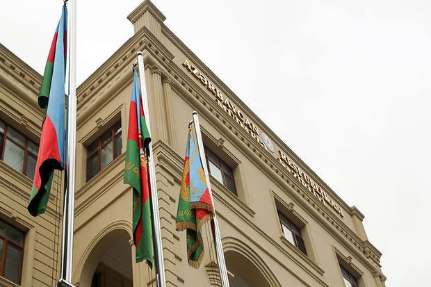 Баку вновь обратился к российским миротворцам