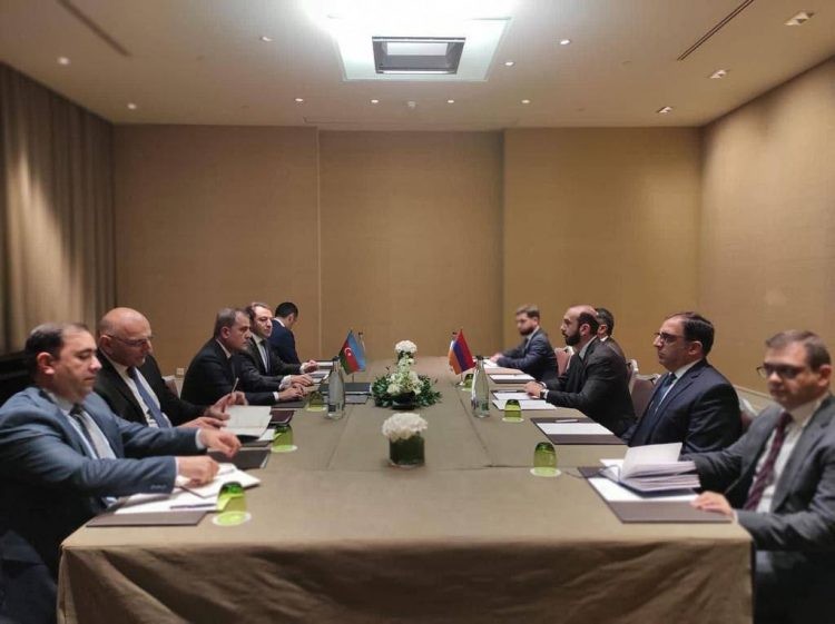 В Женеве стартовала встреча глав МИД Азербайджана и Армении