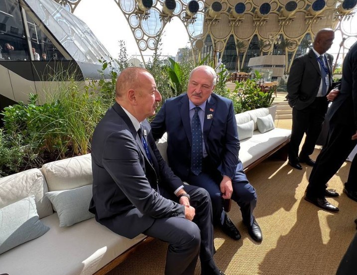 Лукашенко в Дубае встретился с Алиевым (ФОТО)