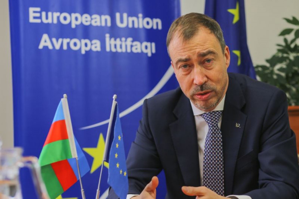 Спецпредставитель ЕС призвал провести расследование военных преступлений, совершенных против азербайджанцев