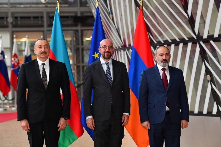 В Брюсселе начались переговоры президента Алиева, Мишеля и Пашиняна (фото, видео)